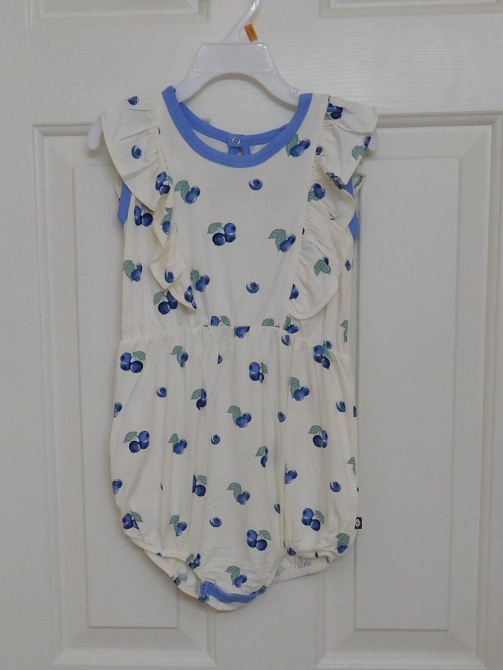 NWT Kyte Baby White Blue Blueberry Print Bubble Romper sz 3t